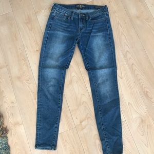 Charlie Super Skinny Jeans